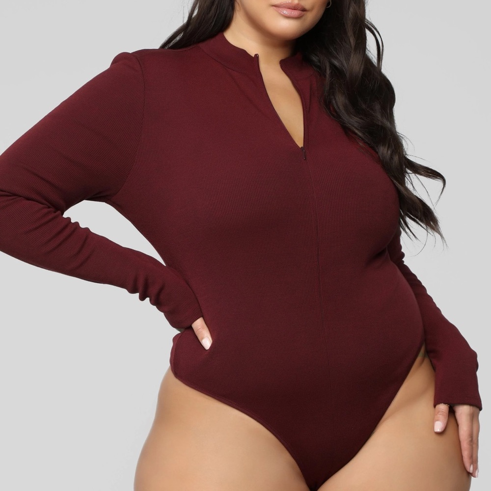 Burgundy bodysuit. Zipper front